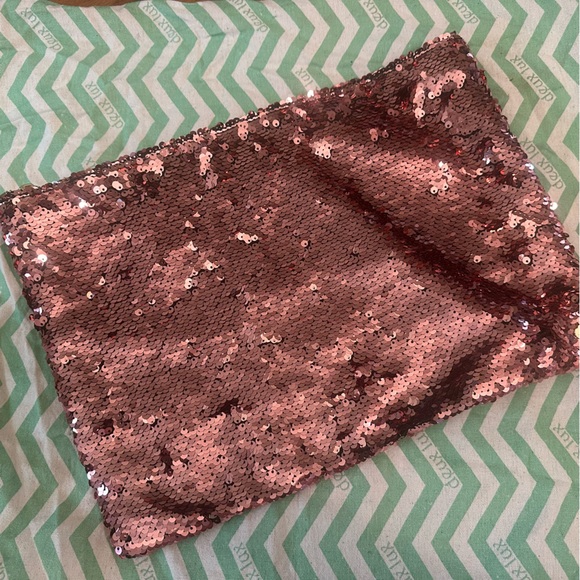 Deux Lux Rose Gold Sequins Black Suede Bag - Picture 2 of 3